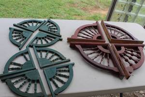 lot 351 image: vintage wooden gingerbread trim