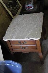 lot 361 image: Marble top side table