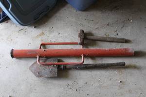 lot 363 image: Yard tools
