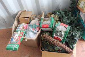 lot 383 image: Christmas lot see pictures for details