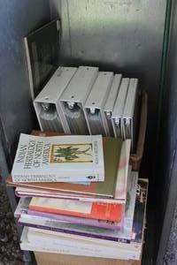 lot 390 image: This is a interesting lot there is a lot of Congress books and so much more they was fun to look though