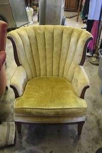 lot 402 image: Chair
