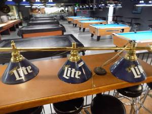 lot 23 image: Miller LITE  billiard Light