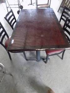 lot 57 image: Diner table rectangle  with 4 diner chairs metal frame red seat