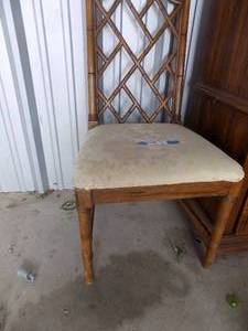 lot 92 image: Bamboo pattern frame Lattice back chair