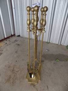 lot 99 image: NICE Brass fire place set