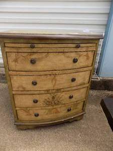 lot 96 image: Floral chest of 4 drawers hand painted
