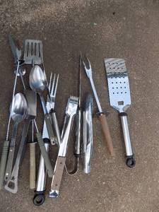 lot 119 image: Kitchen utensils-Spatula, tongs serving spoons and forks