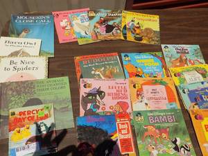 lot 143 image: CHILDRENS BOOKS - 9 ARE BOOK & RECORD ( WITH RECORD) )