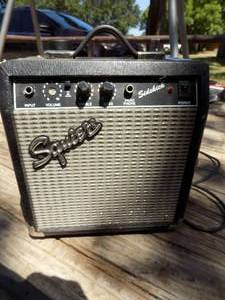 lot 158 image: Squire Sidekick amp.