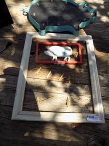 lot 162 image: Light up pig chalk board, memo holder, and a pig sign