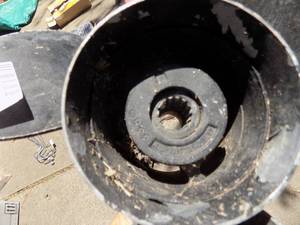 lot 180 image: Boat prop 338 degree
