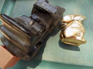 lot 221 image: AVON bottles Rabbit and Car