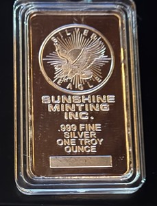 lot 3 image: SILVER .999 FINE SILVER 1 TROY OUNCE SUNSHINRE MINTING INC.