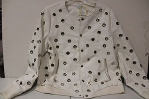 lot 26 image: White Grommet jacket