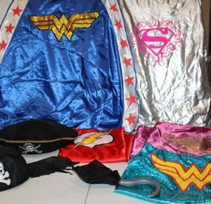 lot 38 image: Kids capes and costumes