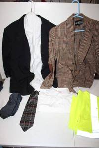 lot 39 image: Adult clothes andor costumes