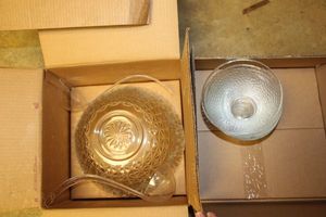 lot 68 image: Punch bowl and serving bowl set