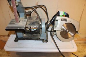 lot 130 image: Tools Shopmate 7-14 saw and Delta 1 belt disc sander
