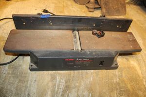 lot 140 image: Sears Craftsman 5-18 JointerPlaner