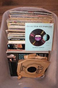 lot 186 image: Vintage record albums