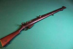 lot 10 image: British Short Magazine Lee-Enfield (SMLE) bolt-action rifle