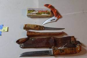 lot 24 image: Lot of knifes