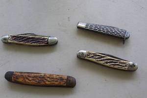 lot 34 image: lot of pocket knives