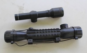 lot 52 image: Two scopes