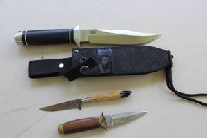 lot 54 image: 3 knives