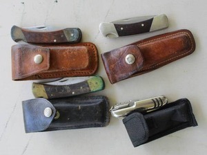 lot 60 image: Lot of knifes