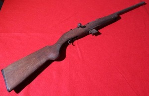 lot 14 image: Mossberg model 312k long gun 22