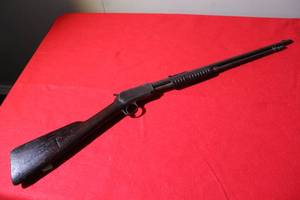 lot 21 image: Winchester model 1906 shotgun pump 22