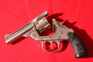 lot 4 image: Antique early 1900s Iver Johnson break top Five shot revolver 32