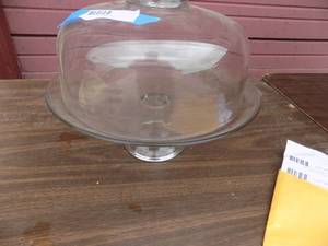 lot 92 image: Cake dish glass pedestal