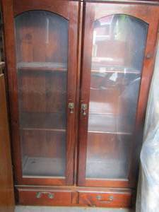 lot 3 image: Glass front cabinet  DBL DOORS   48 X 32 X 14