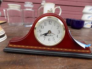 lot 48 image: Seth Thomas Mantle clock