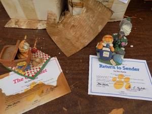 lot 152 image: Danbury mint Garfield figurines-  heres looking at you, return to sender the gourmet