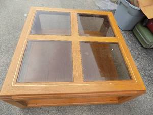 lot 37 image: Coffee table with 4 glass inserts 36 X 36 X 15H