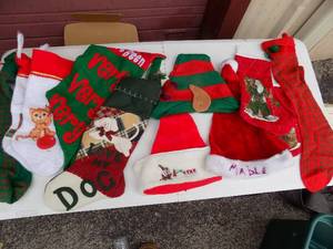 lot 147 image: Stockings and hats