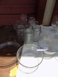 lot 173 image: Jar mugs, jars, bowls,  pie plates