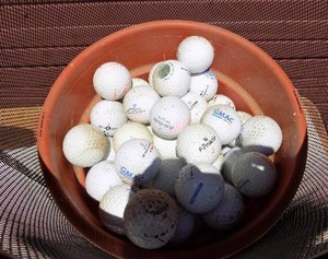 lot 197 image: golf balls