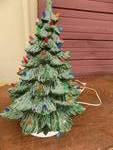 Green ceramic Christmas tree