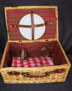 lot 53 image: Sutherland Picnic Basket