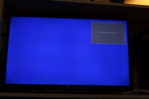 lot 100 image: RCA 32 LCD HDTV&nbsp