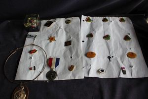 lot 172 image: Hat pins and Metals