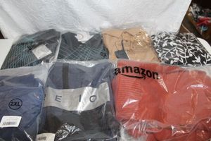 lot 298 image: long sleeve tops and sweaters