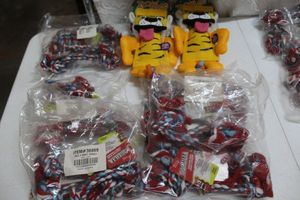 lot 289 image: Dog toys