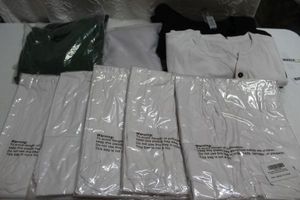 lot 270 image: Tshirts