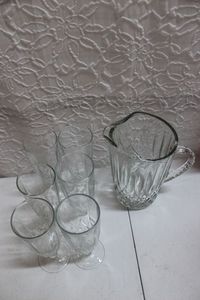 lot 330 image: Glass pitcher and glasses